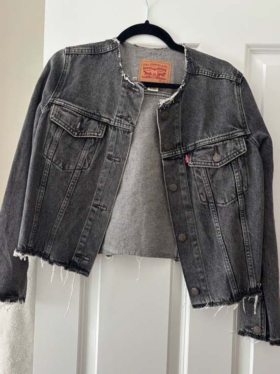 Levis Strauss Jackets & Blazers - Black Levis denim jacket